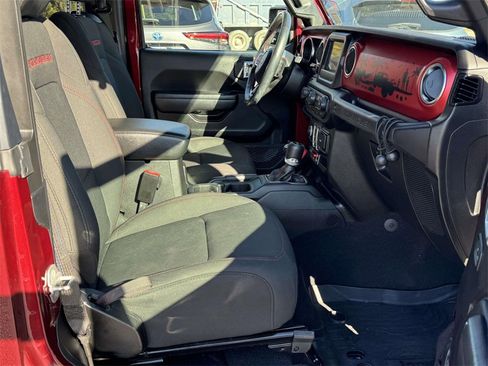 Used 2021 Jeep Wrangler Rubicon w/ Cold Weather Group image 13