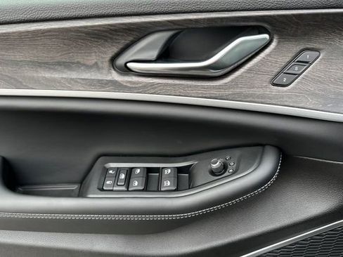 New 2026 Jeep Grand Cherokee Limited w/ Limited Altitude Package image 10