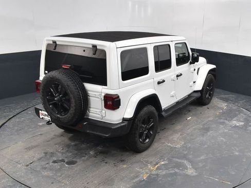 Used 2023 Jeep Wrangler Altitude image 38