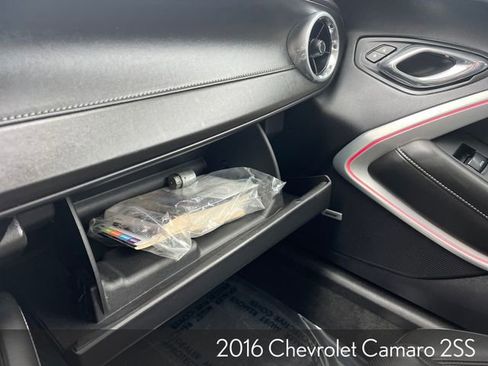 Used 2016 Chevrolet Camaro SS image 32