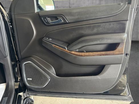 Used 2017 Chevrolet Tahoe LT w/ Luxury Package image 21