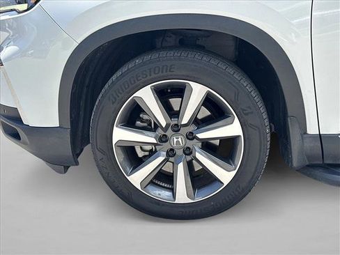 Used 2024 Honda Pilot Elite image 24