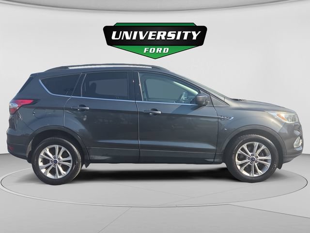 Used 2018 Ford Escape SE w/ SE Sync 3 Package FWD image 2