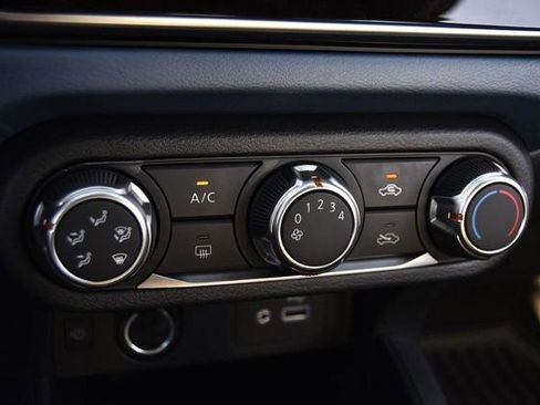 New 2025 Nissan Versa SV image 14