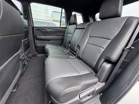 Used 2022 Honda Passport EX-L image 12