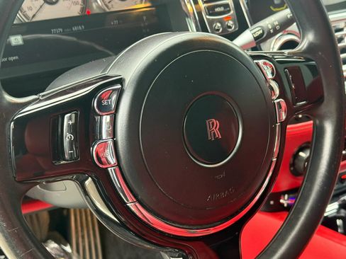 Used 2018 Rolls-Royce Dawn RWD image 28