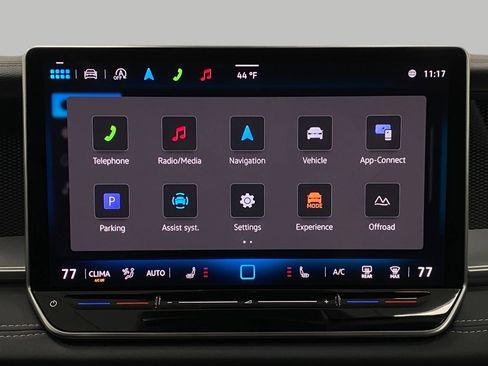 New 2025 Volkswagen Tiguan SE image 22