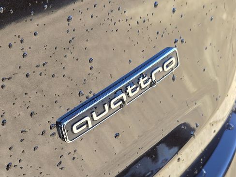 Certified 2025 Audi Q7 2.0T Premium Plus w/ Premium Plus Package image 12