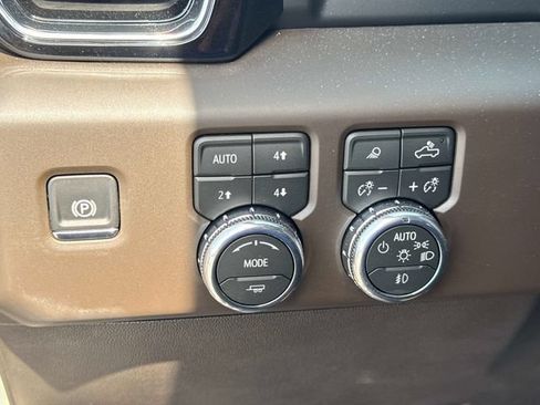 New 2026 GMC Sierra 1500 Denali AWD/4WD image 25