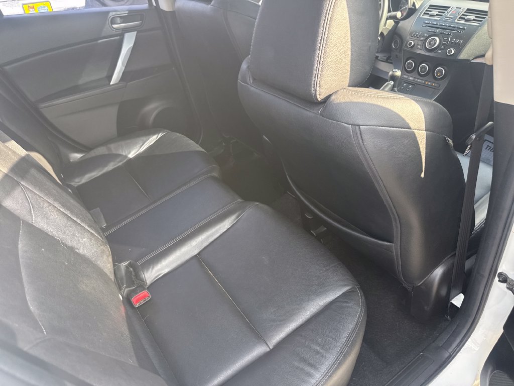 Used 2012 MAZDA MAZDA3 s Grand Touring FWD image 32