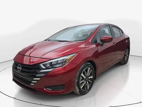 Used 2025 Nissan Versa SV w/ Trunk Package FWD image 10