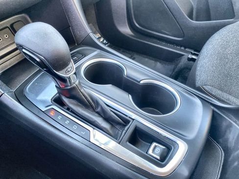 Used 2024 Chevrolet Equinox LT image 7