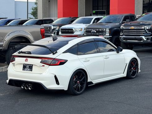 Used 2023 Honda Civic Type R image 39