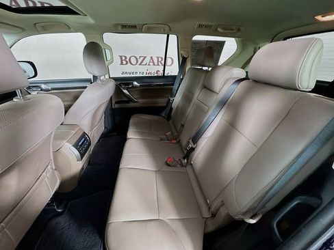 Used 2022 Lexus GX 460 Premium image 30