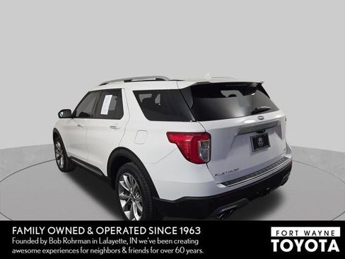 Used 2021 Ford Explorer Platinum w/ Equipment Group 601A AWD/4WD image 9