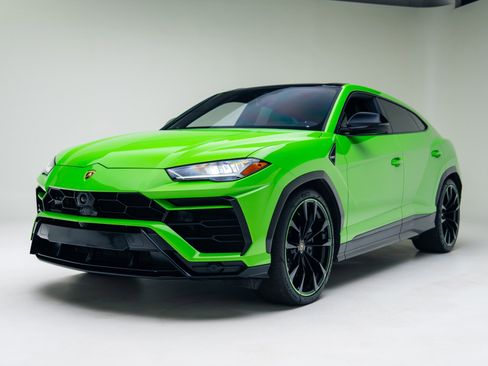 Used 2021 Lamborghini Urus image 7