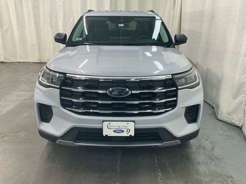 New 2026 Ford Explorer Active image 10
