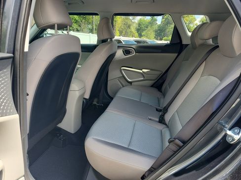Used 2024 Kia Soul LX image 15