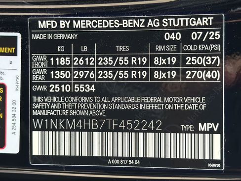 Used 2026 Mercedes-Benz GLC 300 4MATIC image 25