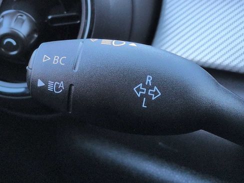 Certified 2024 MINI Cooper SE image 26