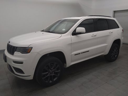 Used 2018 Jeep Grand Cherokee High Altitude image 2