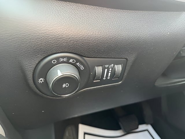 Used 2024 Jeep Compass Limited AWD/4WD image 14