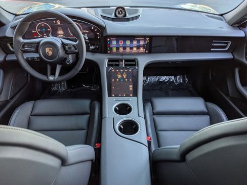 New 2026 Porsche Taycan image 22