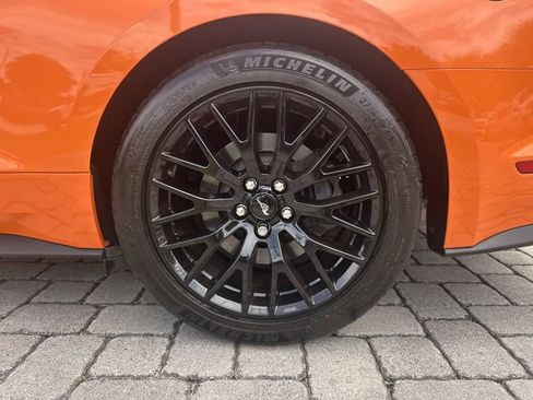 Used 2021 Ford Mustang GT Premium w/ GT Performance Package RWD image 11