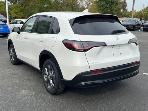 New 2026 Honda HR-V LX image 3