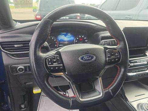 Used 2023 Ford Explorer ST-Line AWD/4WD image 12