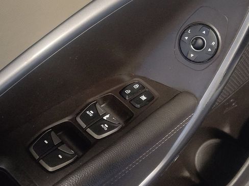 Used 2017 Hyundai Santa Fe Sport w/ 2.0T Ultimate Tech Package 05 image 27