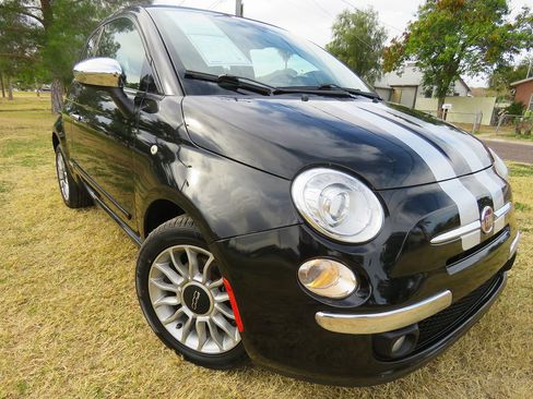 Used 2013 FIAT 500 Lounge FWD image 11