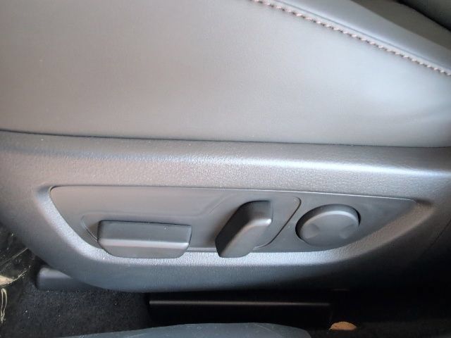 Used 2026 MAZDA CX-30 AWD 2.5 S w/ Premium Package image 14