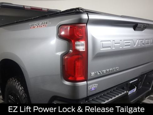 Used 2020 Chevrolet Silverado 1500 Custom Trail Boss w/ Custom Convenience Package AWD/4WD image 28