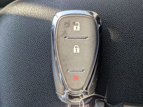 Used 2023 Chevrolet Equinox LS w/ LS Convenience Package image 33