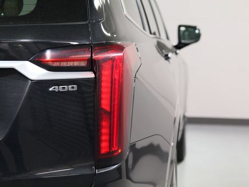 Used 2022 Cadillac XT6 Premium Luxury w/ Technology Package AWD/4WD image 15