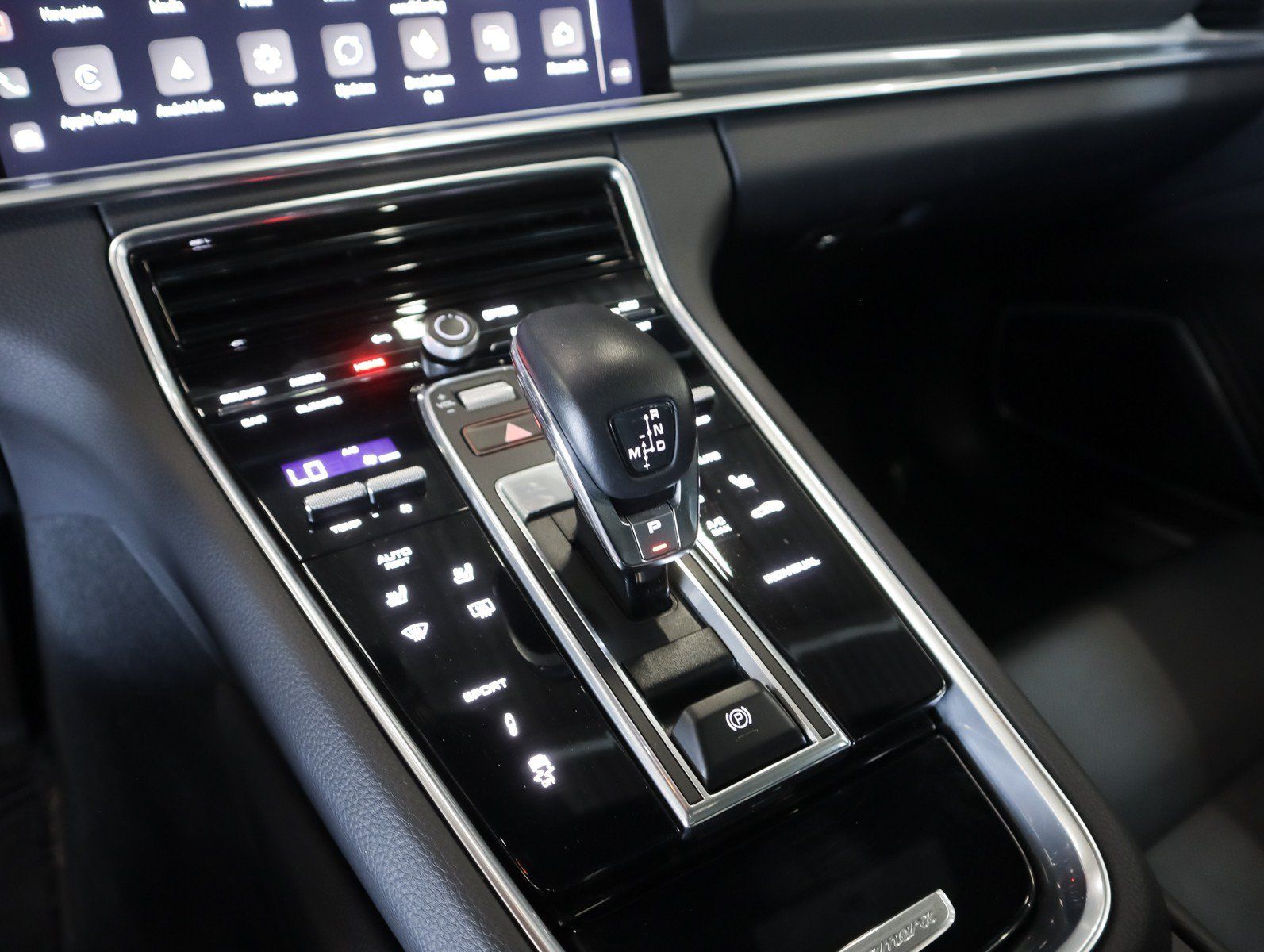 Certified 2023 Porsche Panamera Platinum Edition w/ Assistance Package RWD image 18