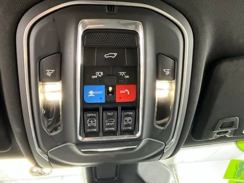 Used 2022 Jeep Grand Cherokee Limited 4xe AWD/4WD image 27