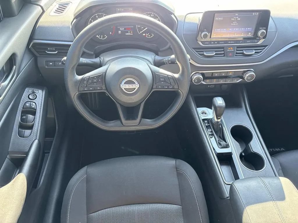 Used 2024 Nissan Altima 2.5 S FWD image 12