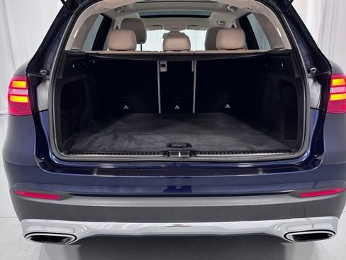 Used 2019 Mercedes-Benz GLC 300 4MATIC image 28