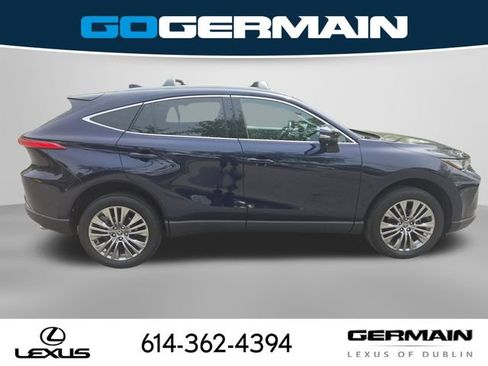 Used 2023 Toyota Venza XLE AWD/4WD image 7