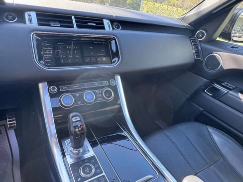 Used 2016 Land Rover Range Rover Sport Supercharged AWD/4WD image 12