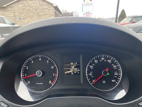 Used 2013 Volkswagen Jetta SE image 28