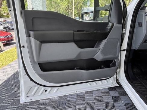 Used 2024 Ford F350 XL RWD image 13