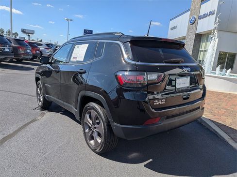 Used 2022 Jeep Compass Latitude w/ Sun and Sound Group image 7