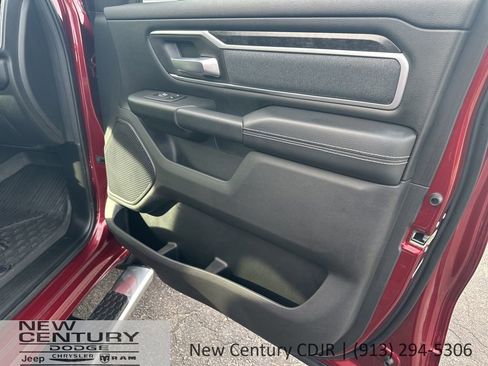 Used 2023 RAM 1500 Big Horn image 24