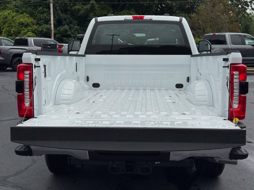 Used 2025 Ford F350 XL w/ 360-Degree Camera Package RWD image 36