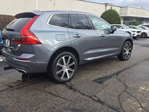 Used 2021 Volvo XC60 T8 Inscription w/ Advanced Package image 6