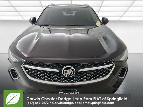 Used 2023 Buick Envision Avenir image 3