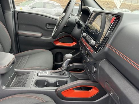 New 2026 Nissan Frontier PRO-4X w/ Pro-4x Convenience Package image 11